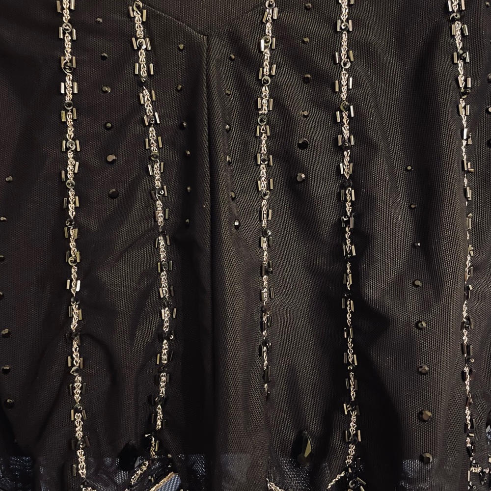 ❄️WINTER SALE: 
Silver Beaded Skirt, Sz 10, Side Zip, Vintage EXPRESS - Picture 9 of 16